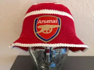 Hæklet Arsenal bøllehat