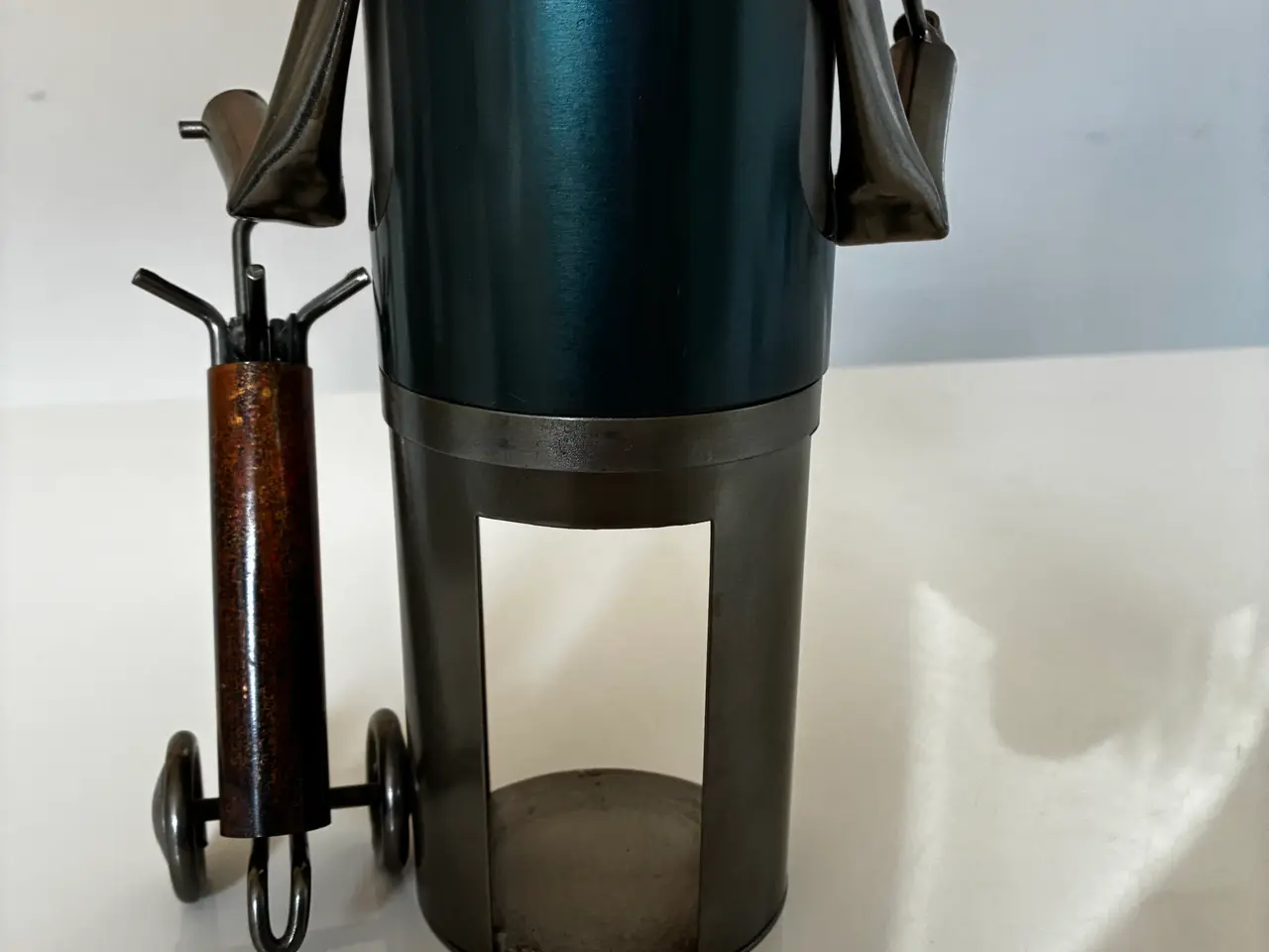 Billede 3 - Vinholder i metal golfspiller figur