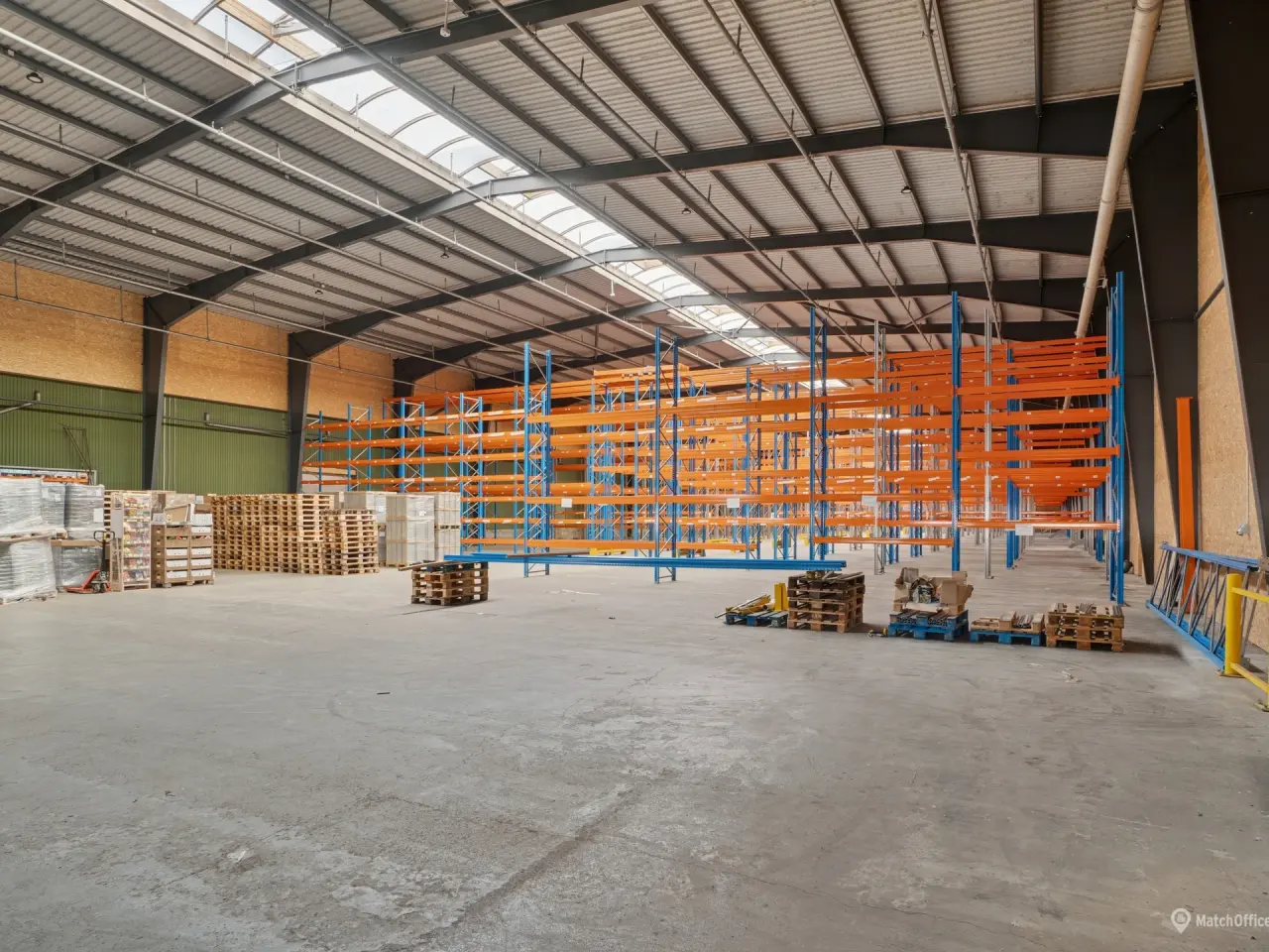 Billede 10 - Lagerlejemål med moderne faciliteter og mulighed for leje af 300 m² kntor