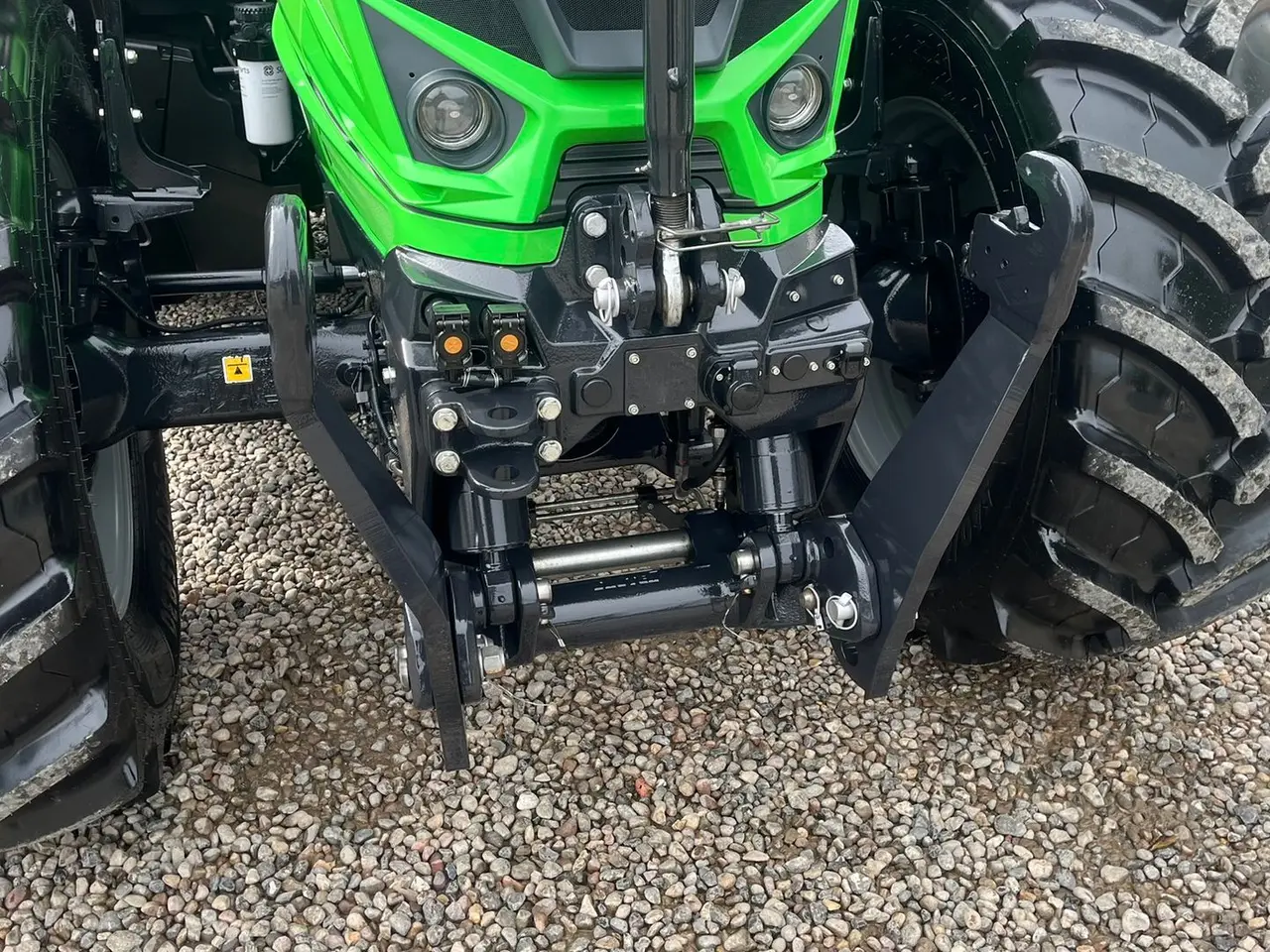 Billede 4 - Deutz-Fahr Agrotron 6215 TTV Med frontlift