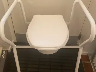 Toiletstøtte