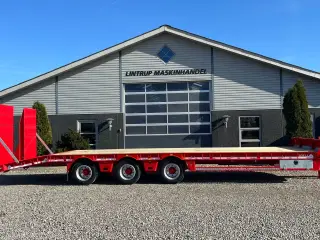 Tyrone 27TLL LANG MODEL med Affjedret træk og affjedret aksler. Med hydrauliske ramper og værktøjskasse