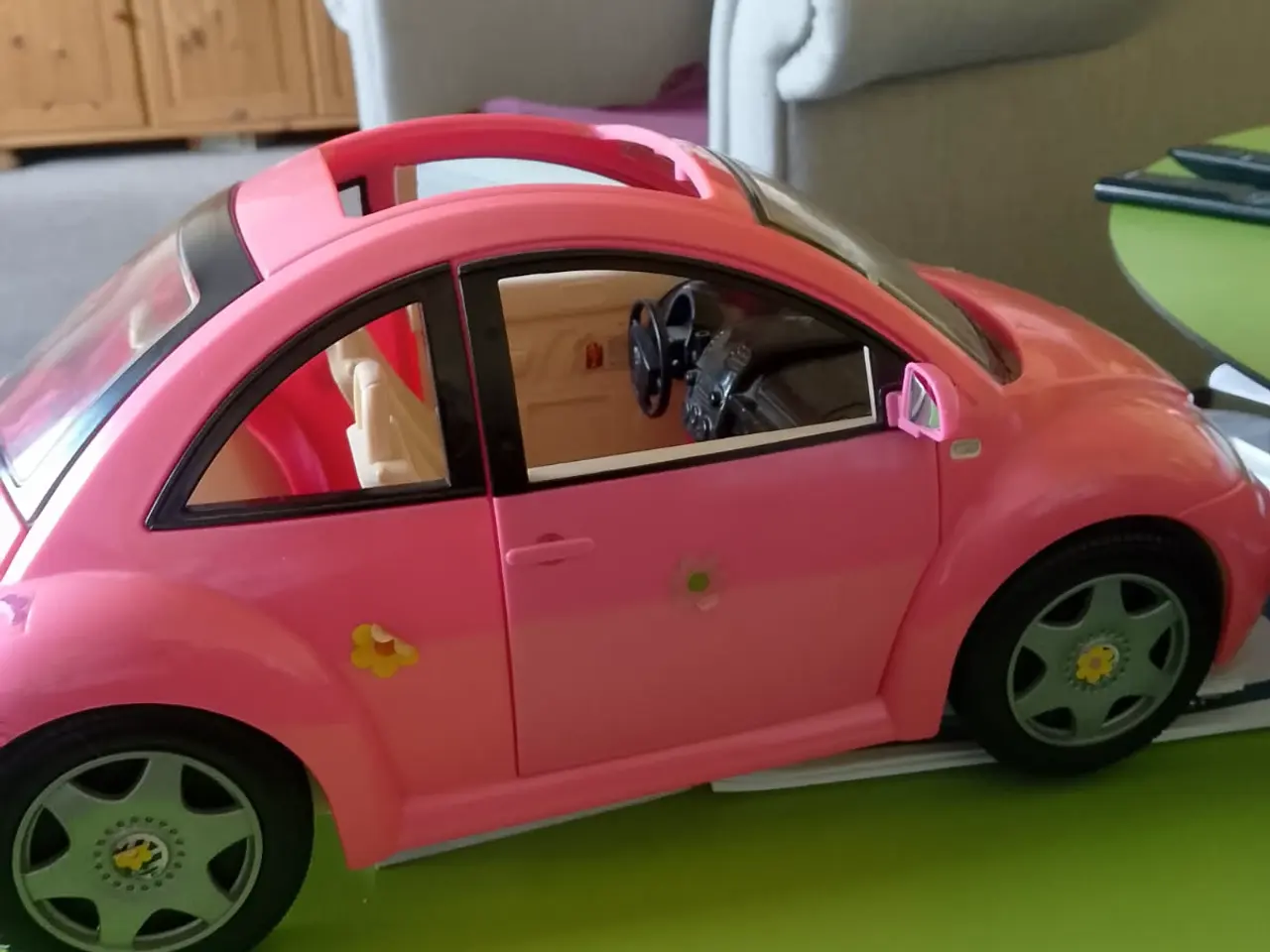 Billede 2 - Reto Barbi bil lyserød