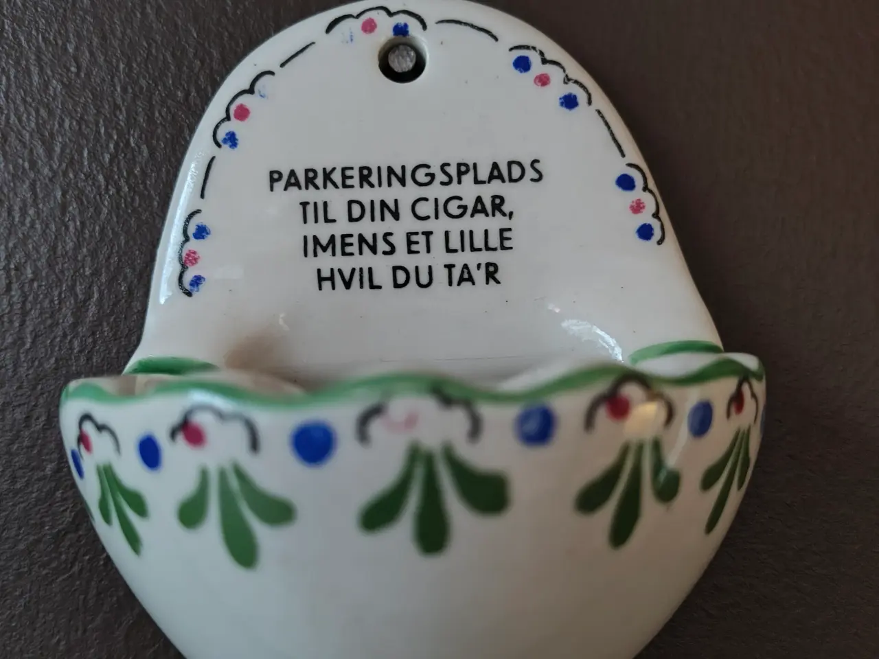 Billede 2 - Sjov Aksini askebæger til væg