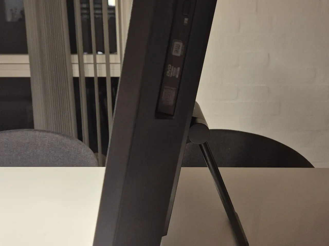 Billede 5 - Lenovo ThinkCentre M72z med tilbehør, i3, 8GB RAM
