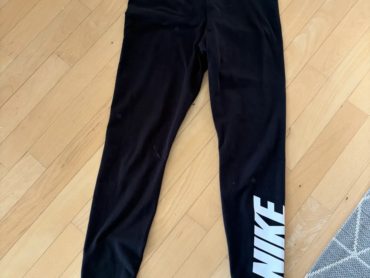 Billede 1 - Baselayer str 140 Nike