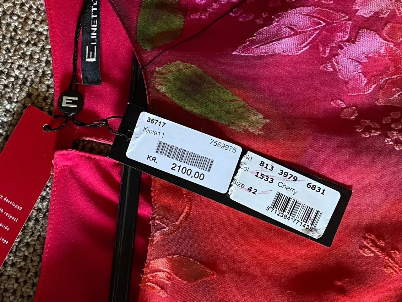 Billede 1 - Smuk galla-/festkjole