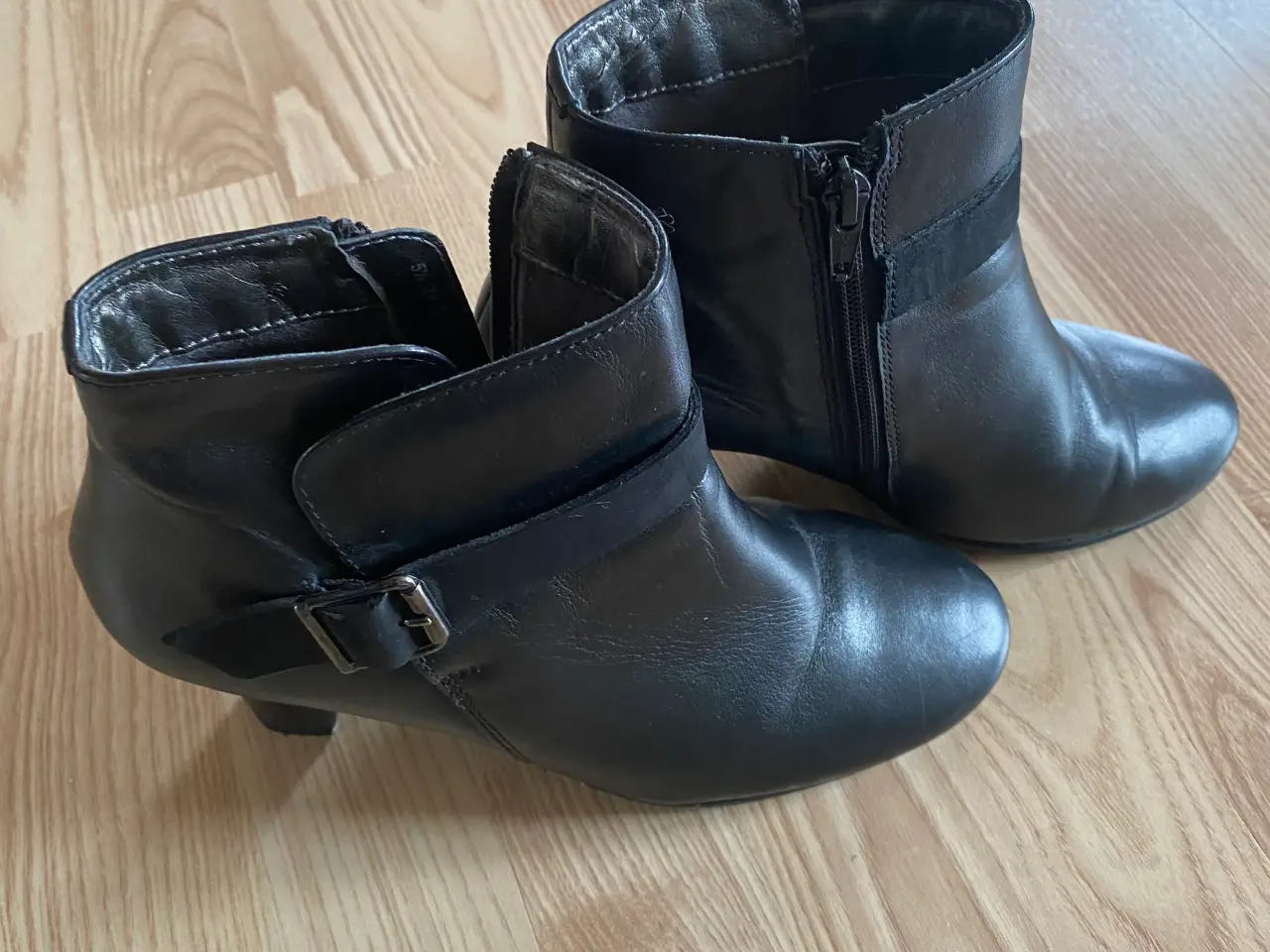 Billede 2 - AEROSOLES Dame Støvler