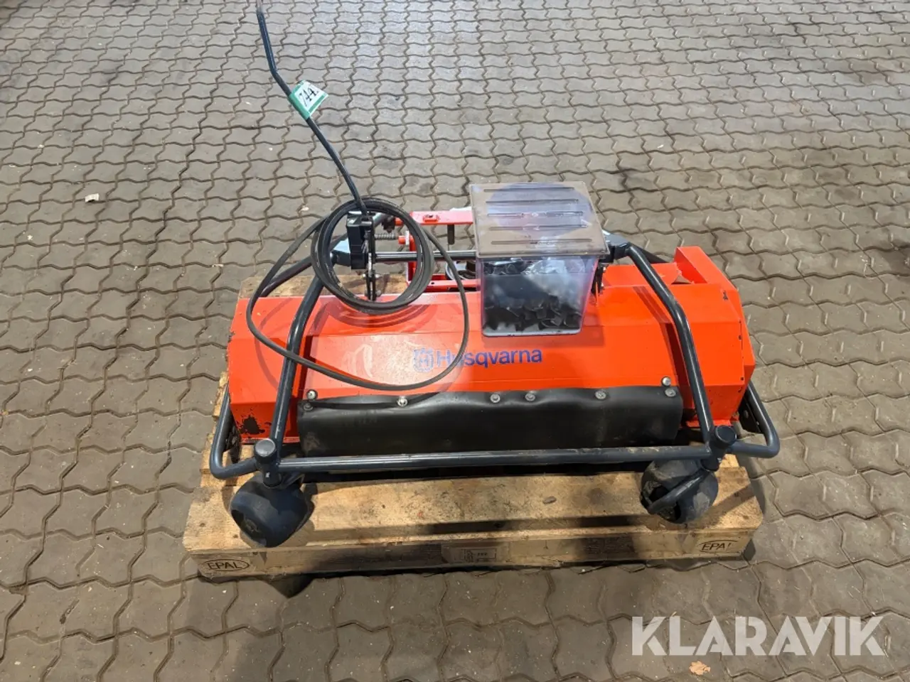 Billede 8 - Vertikalskærer og slagleklipper Husqvarna T-60360
