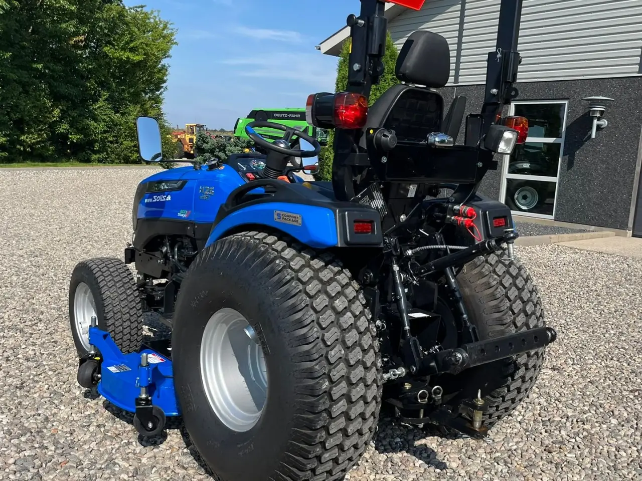 Billede 4 - Solis 26 HST Hydrostat Turf hjul og klipperbord
