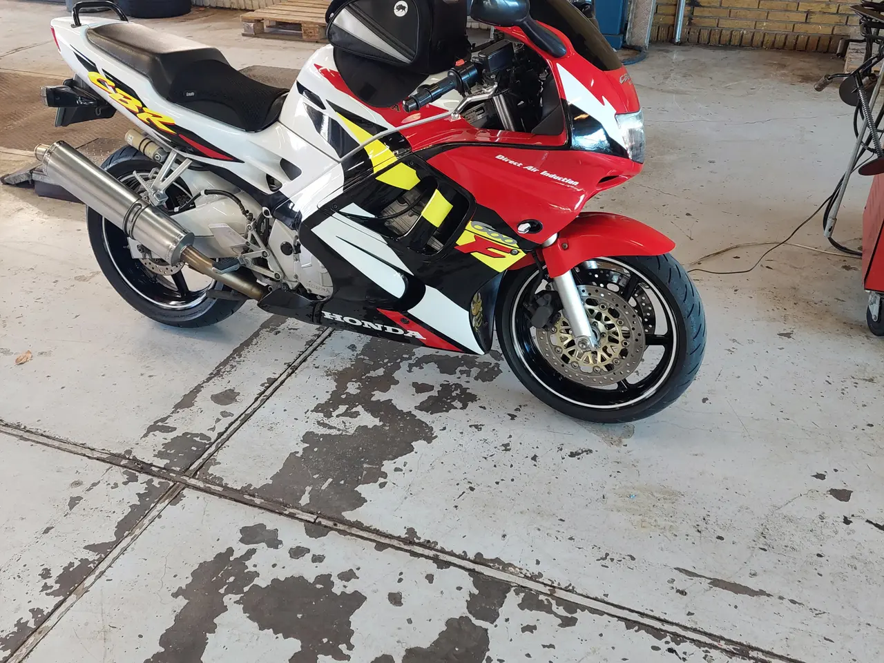 Billede 4 - Velholdt cbr f3