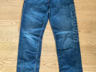 GUESS Jeans str 170