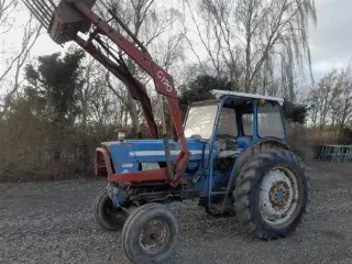 KØBES BILLIG Traktor m frontlæsser klipper Kørekla
