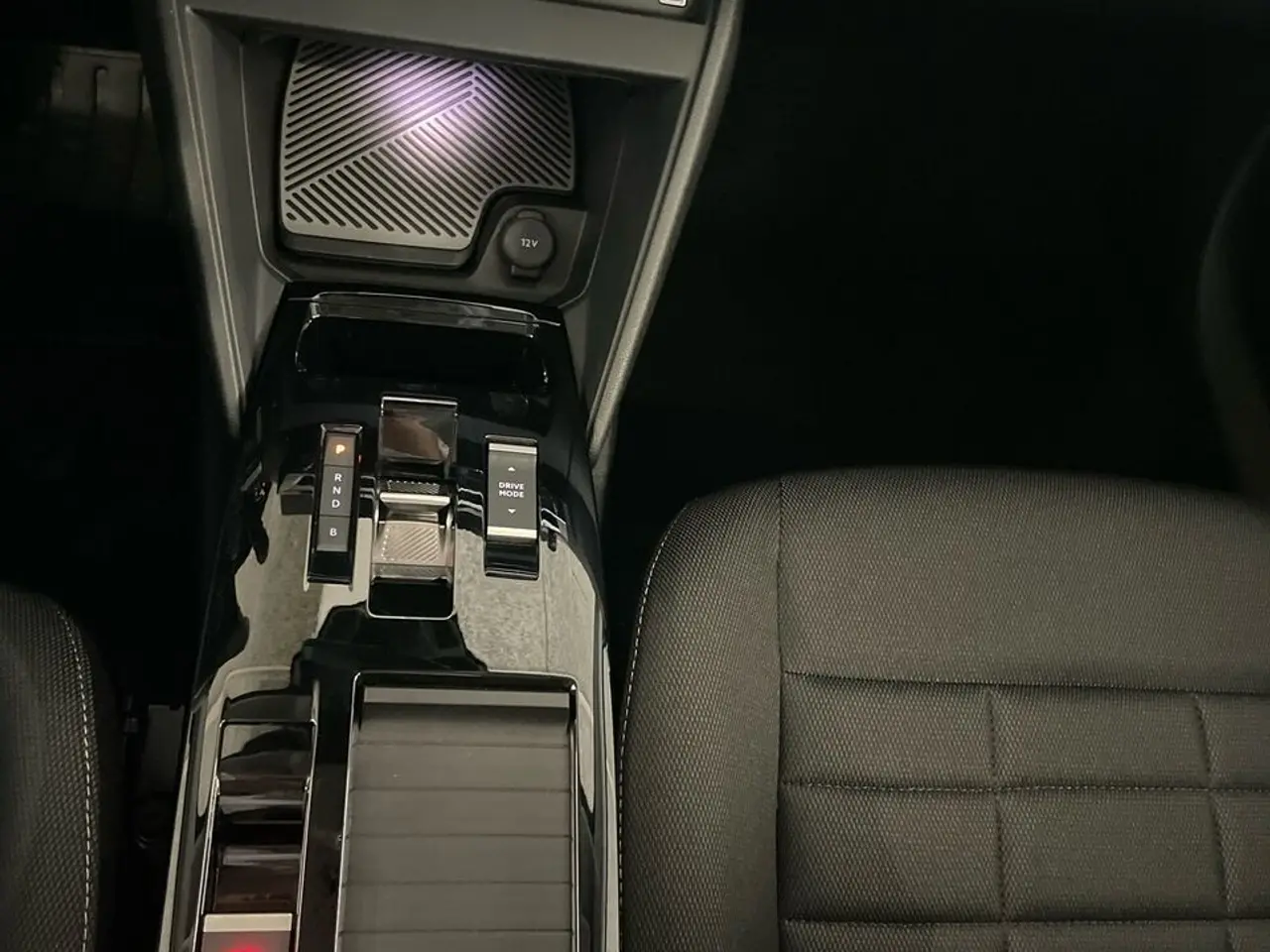 Billede 21 - Citroën ë-C4 X 54 Plus