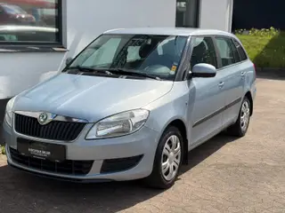 Skoda Fabia 1,4 16V Ambiente Combi
