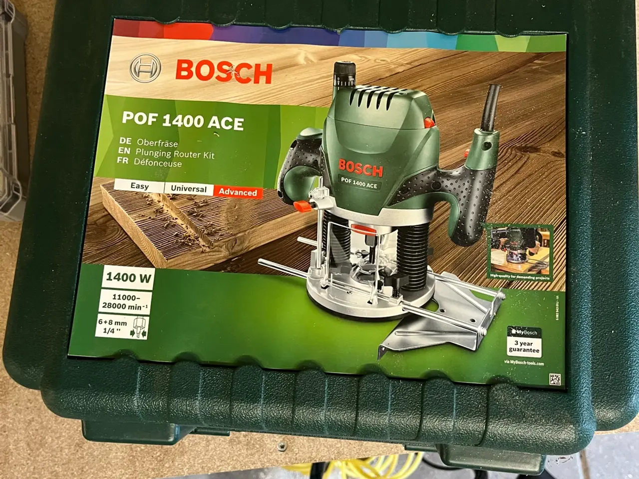Billede 4 - Bosch overfræser inkl. fræsejern