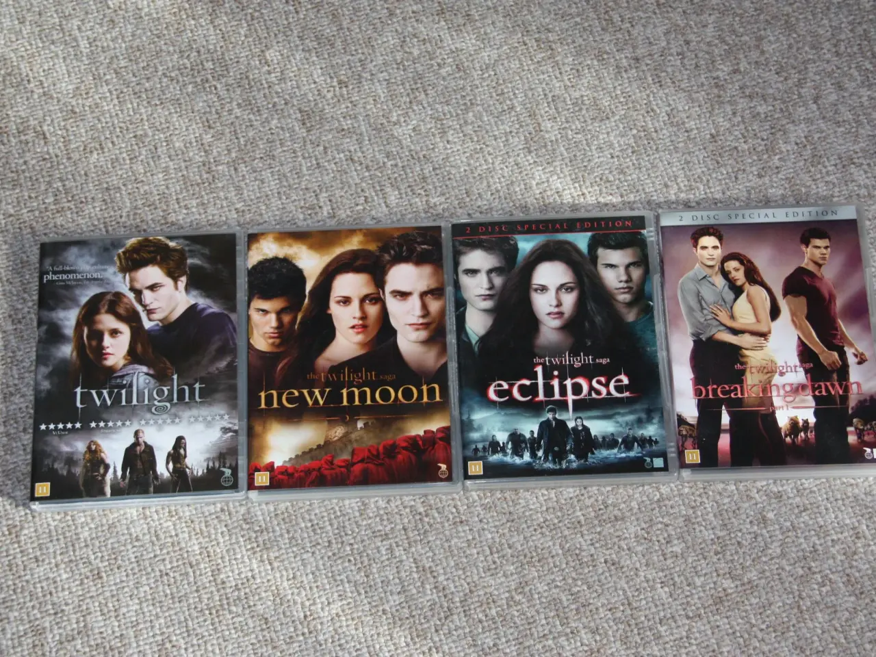 Billede 1 - The Twilight Saga pris for 4 stk.