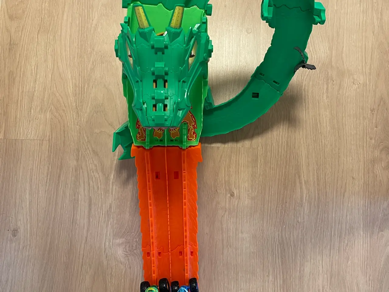 Billede 1 - Meget fin racerbane fra HotWheels