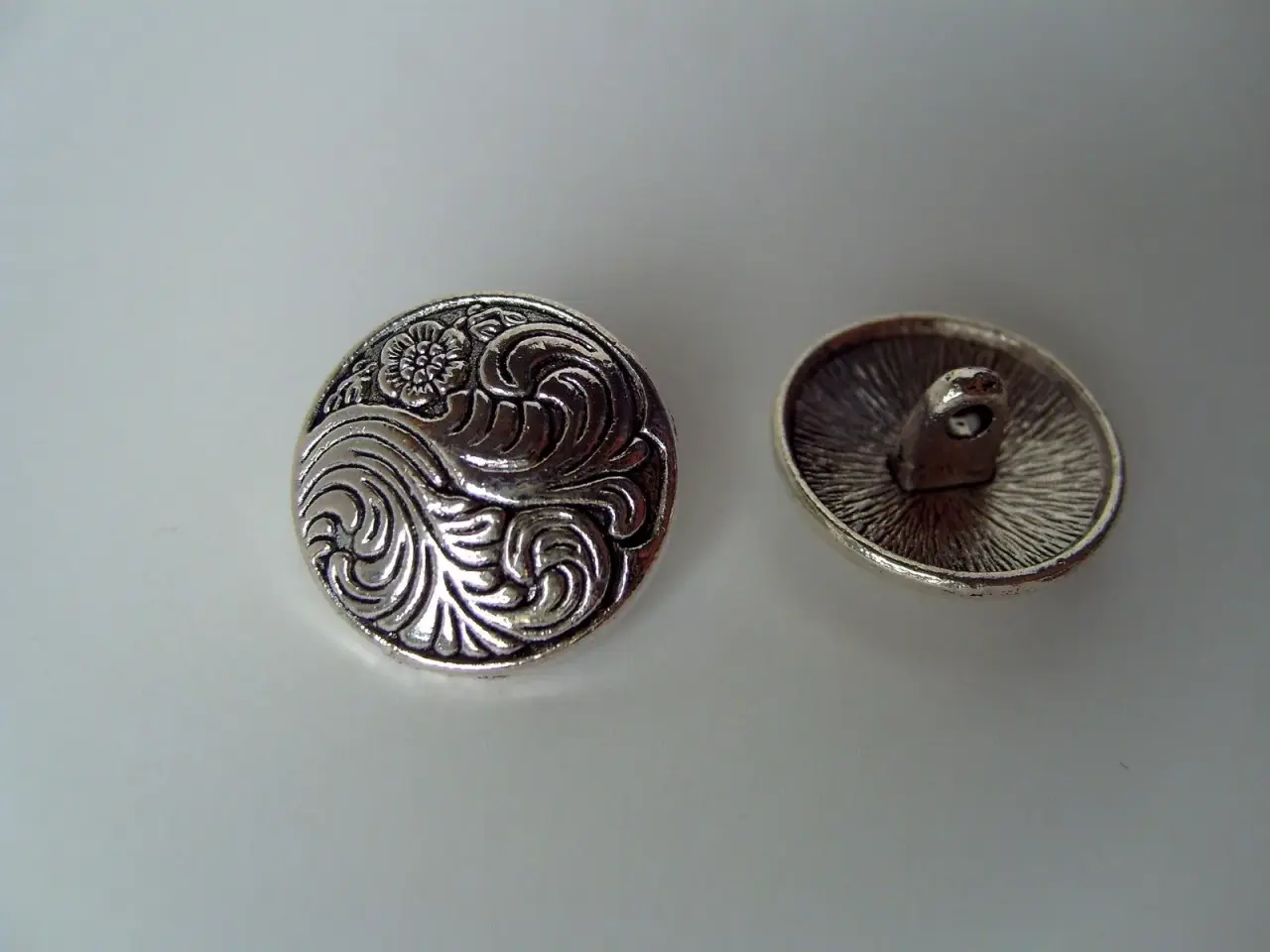 Billede 3 - Runde metalknapper