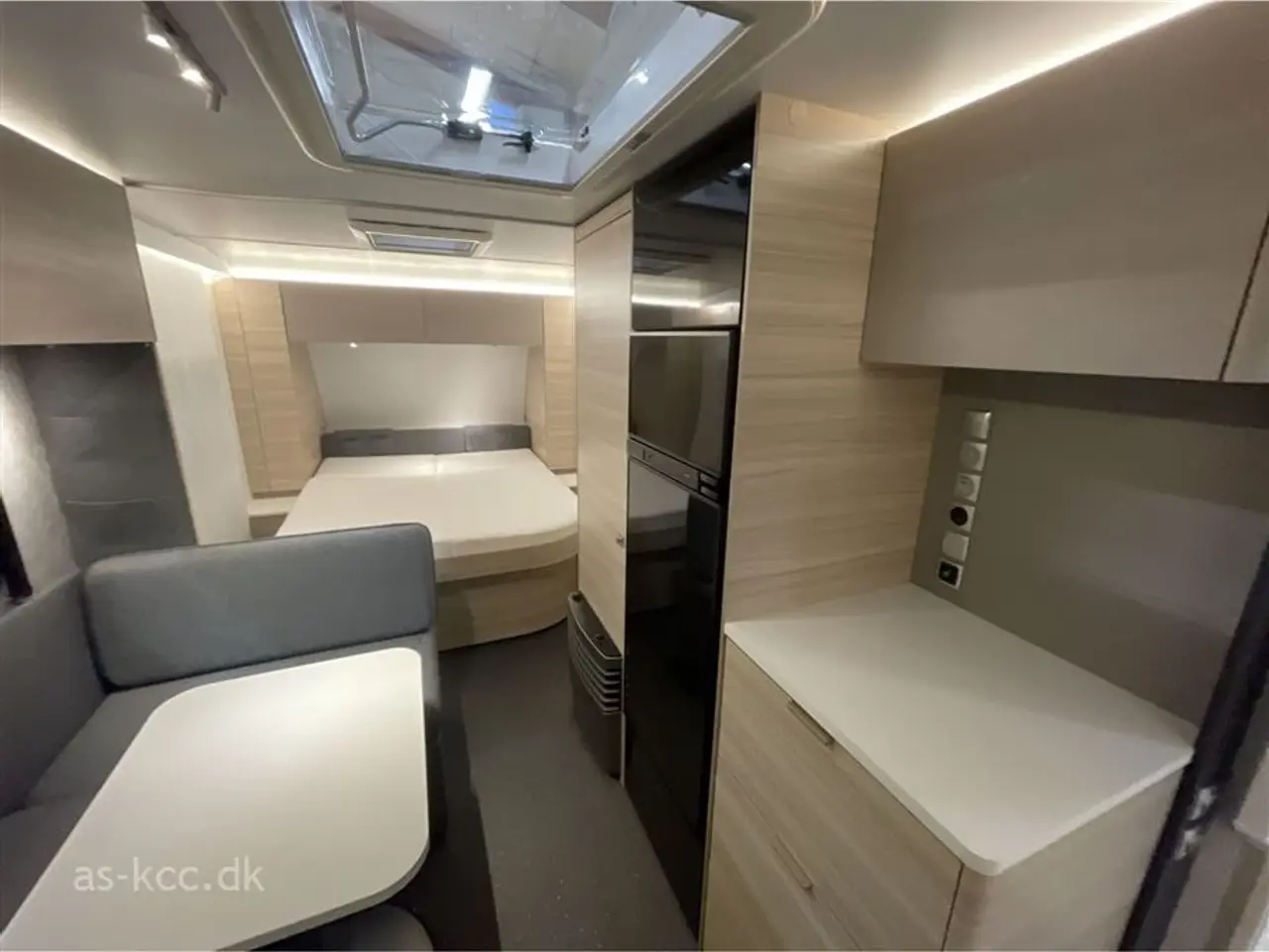 Billede 3 - 2026 - Adria Altea 542 PH Adria Altea 542 PH Årg. 2026 4 sovepladser, 4 siddepladser. kan vejes ned til 1350 KG