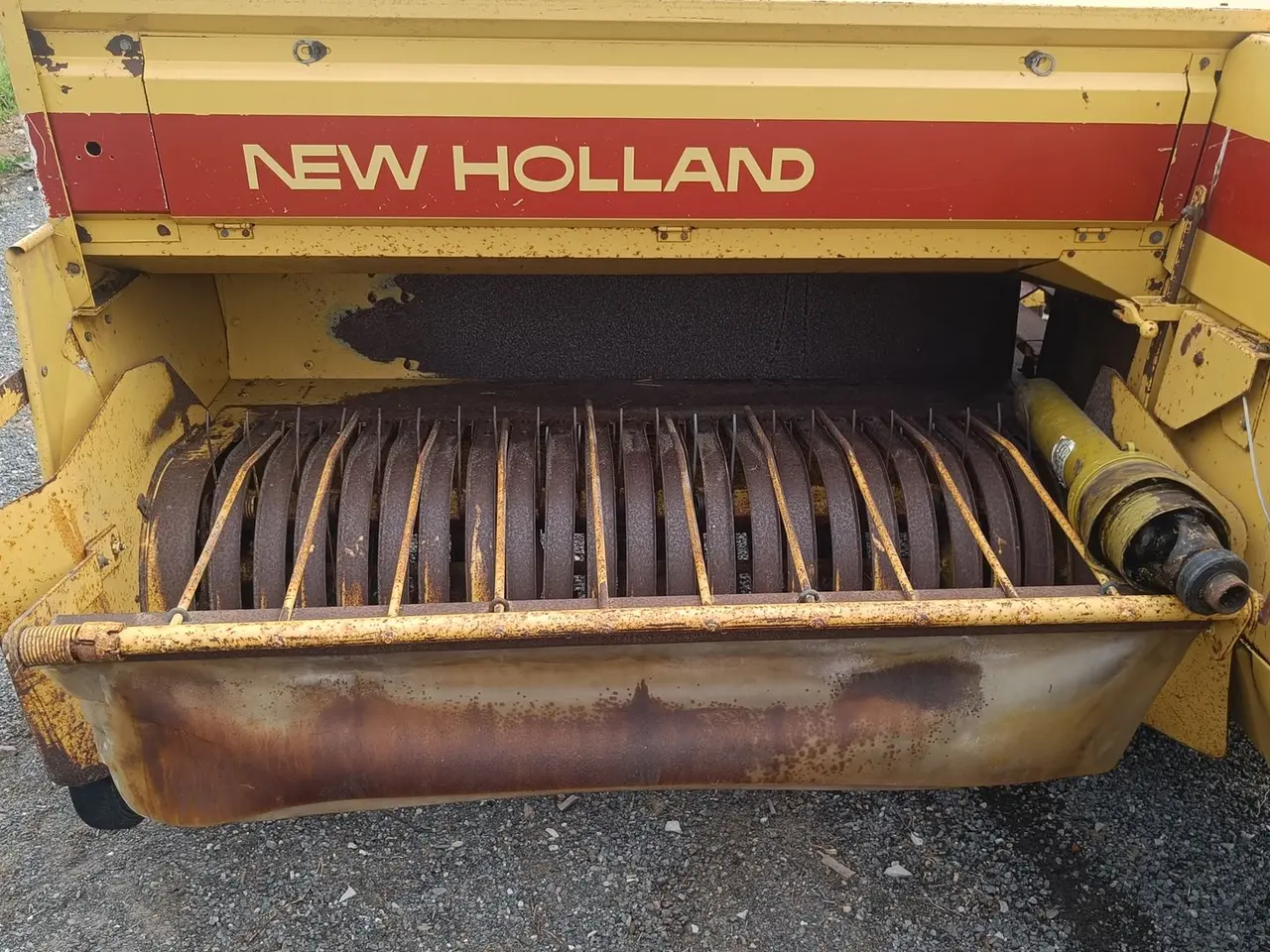 Billede 11 - New Holland 940 Presser med hydraulik