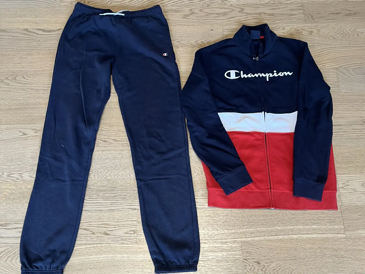 Billede 1 - Champion trænningssæt