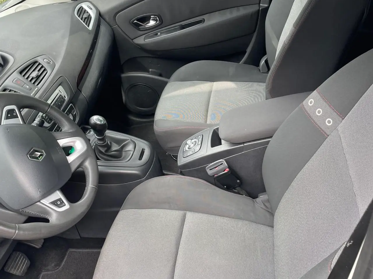 Billede 11 - Renault Grand Scenic 7 pers Nysynet