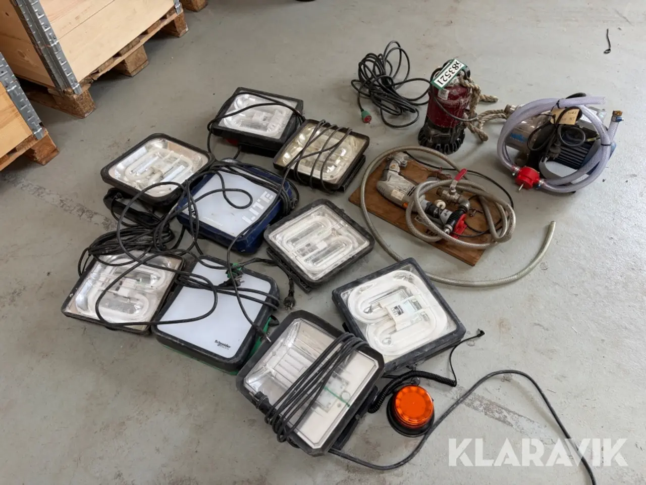 Billede 3 - Lot - pumper og arbejdslys