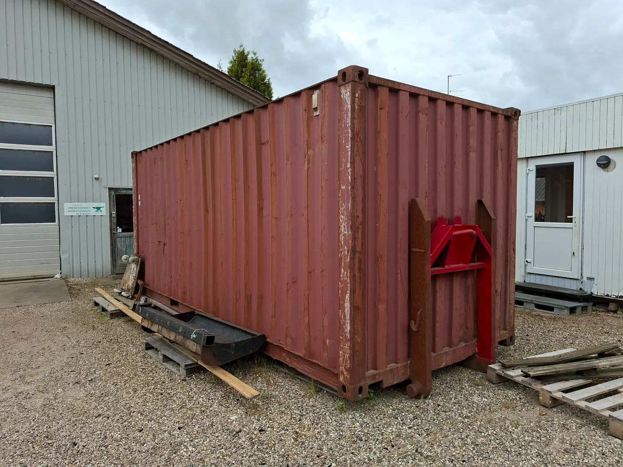 Billede 1 - 20 fods container med ramme til kroghejs