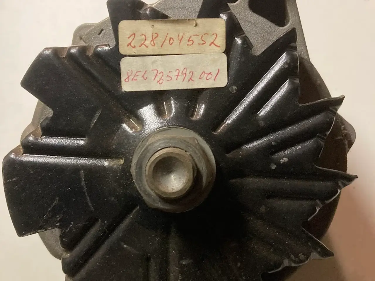 Billede 1 - Generator ældre OPEL
