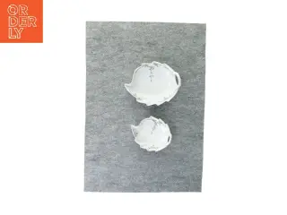 2 små fade fra Bavaria (str. 15 x 11 x 2 cm 18 x 15 x 3 cm)