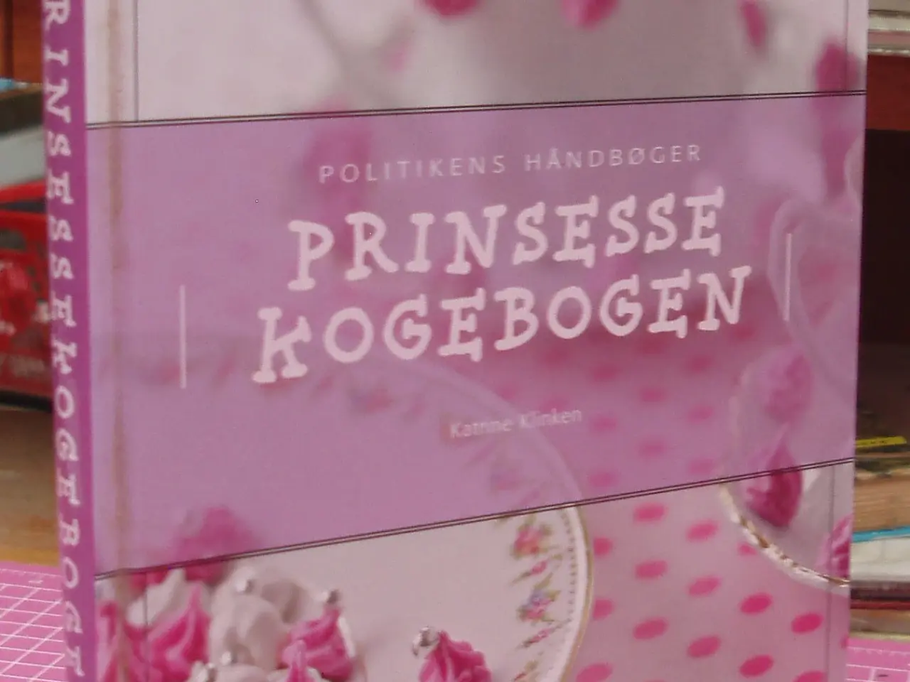 Billede 1 - Politikens Håndbøger; Prinsesse Kogebogen