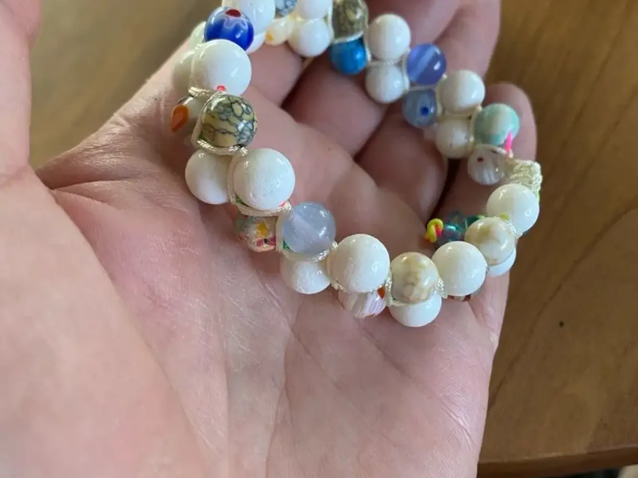 Billede 4 - Nye knyttede armbånd