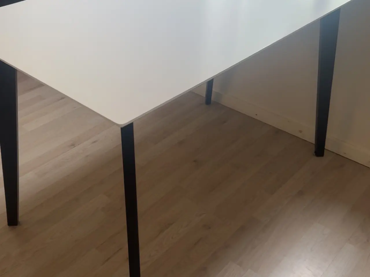 Billede 2 - Spisebord
