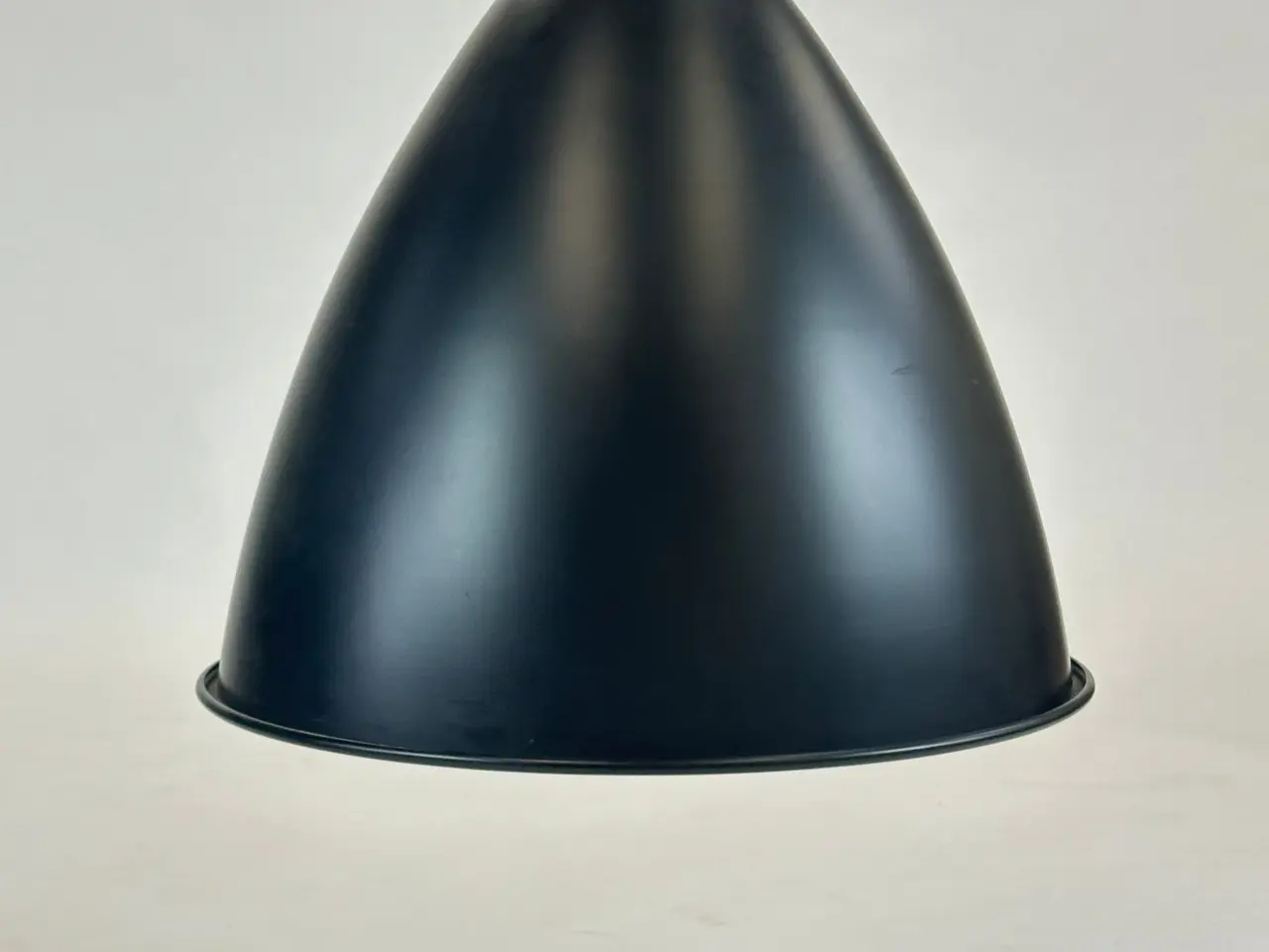 Billede 1 - GUBI Bestlite BL9 XL Lampe – Sort H 50 cm