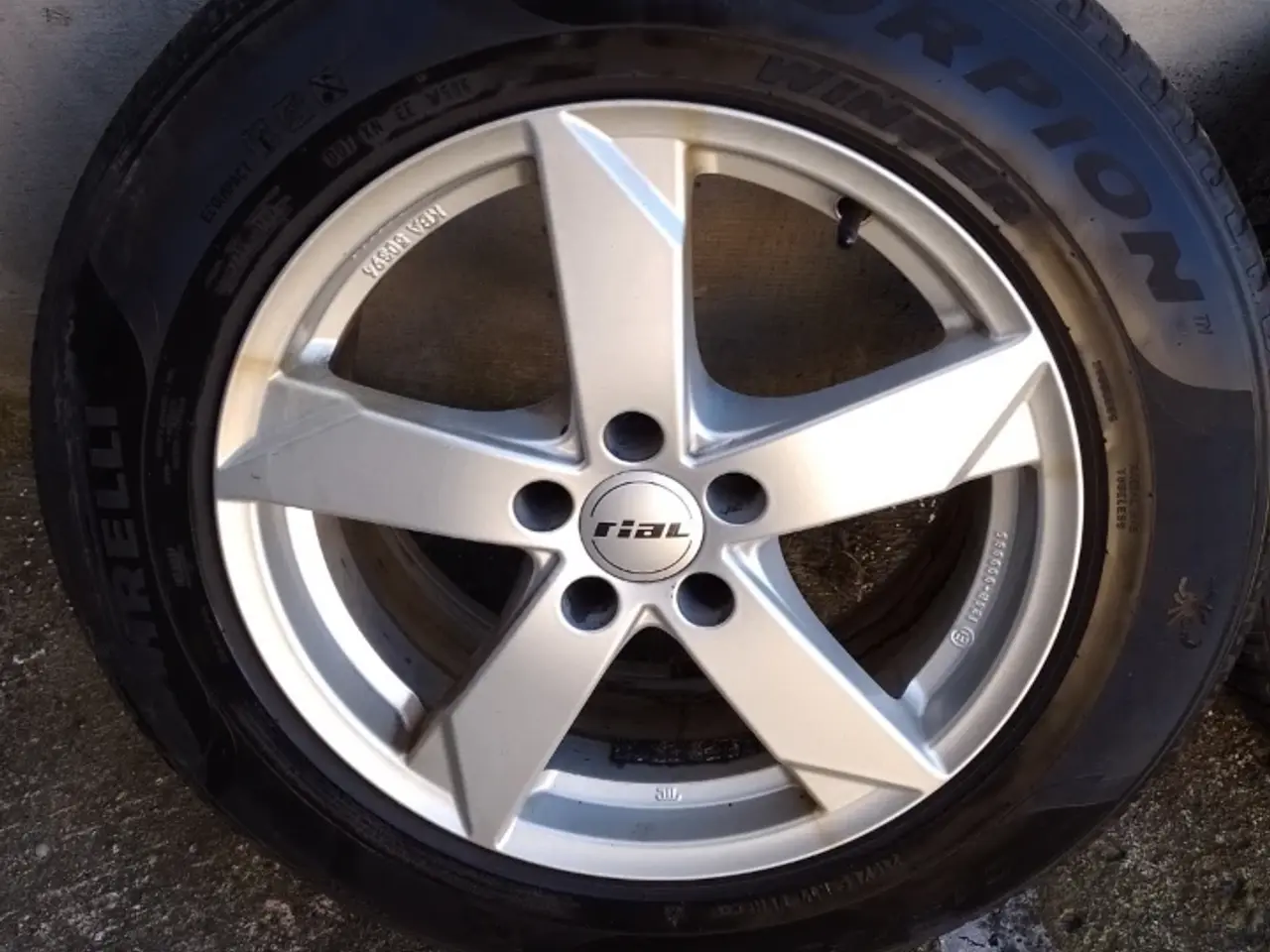 Billede 8 - 17" Alufælge med vinterdæk 5x112