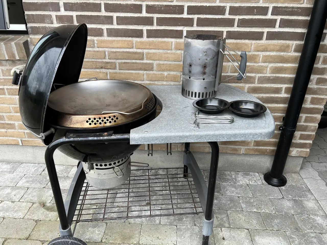 Billede 3 - Weber kuglegrill kul