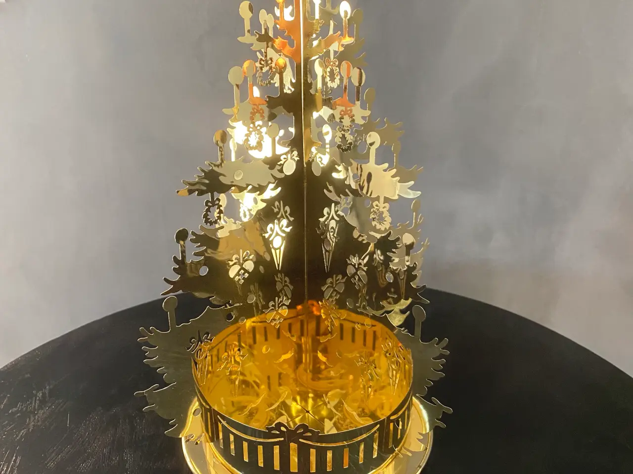 Billede 1 - Royal Copenhagen juletræ i messing med fod