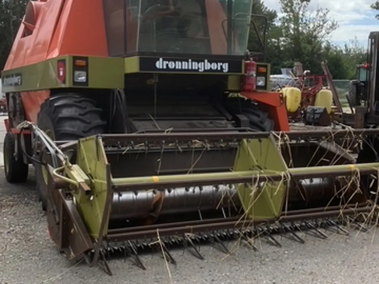 Billede 2 - Dronningborg D7200 Hydrostatic mejetærsker.