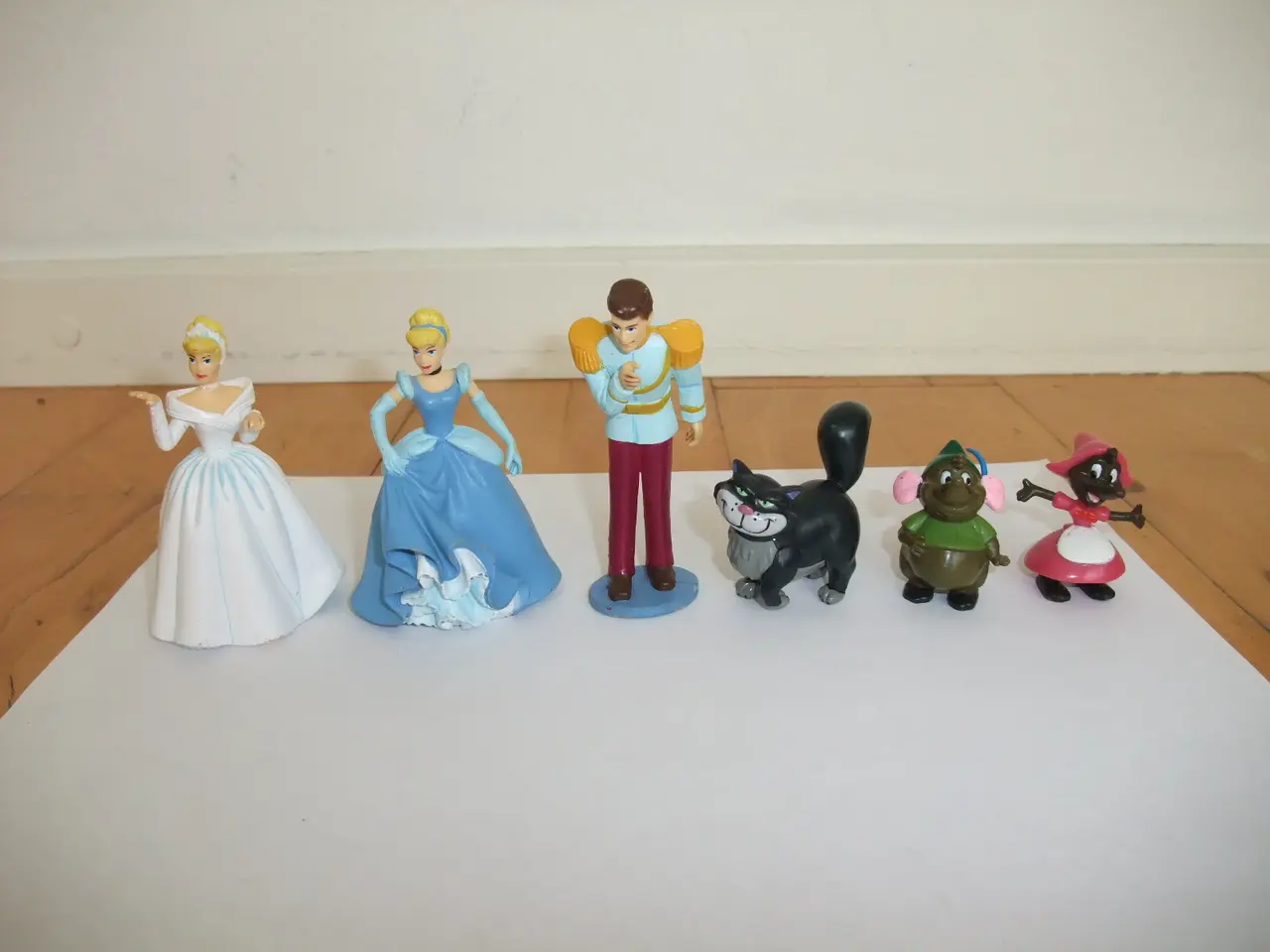 Billede 1 - Askepot Figurer