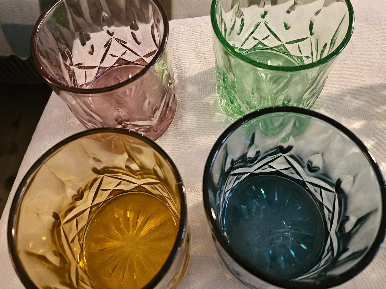 Billede 4 - Lyngby farvede glas
