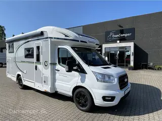 2026 - Chausson 627 Titanium   Enkeltsenge + hæve-/sænkeseng, 5 selepladser, 4 sovepladser med mulighed for 5, 165Hk Aut, 8-trin aut.
