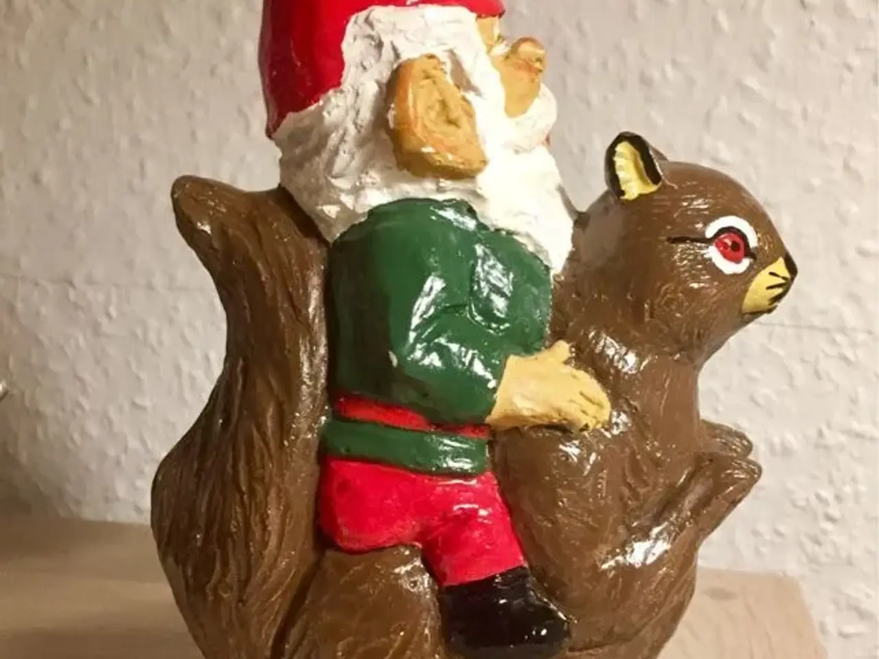 Billede 2 - Gammel julenisse på egern