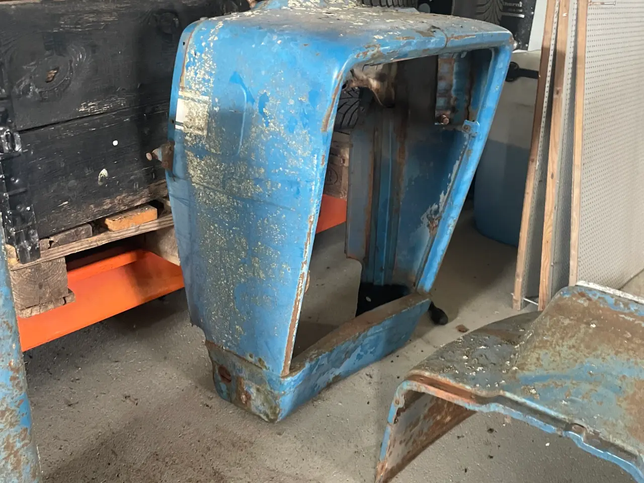 Billede 5 - Ford 2-3000 blik dele y model