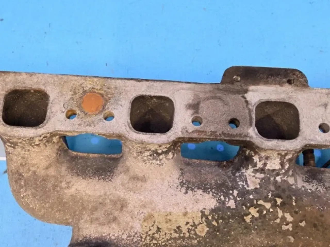 Billede 10 - Ford 675TA Indsugningmanifold 87841156