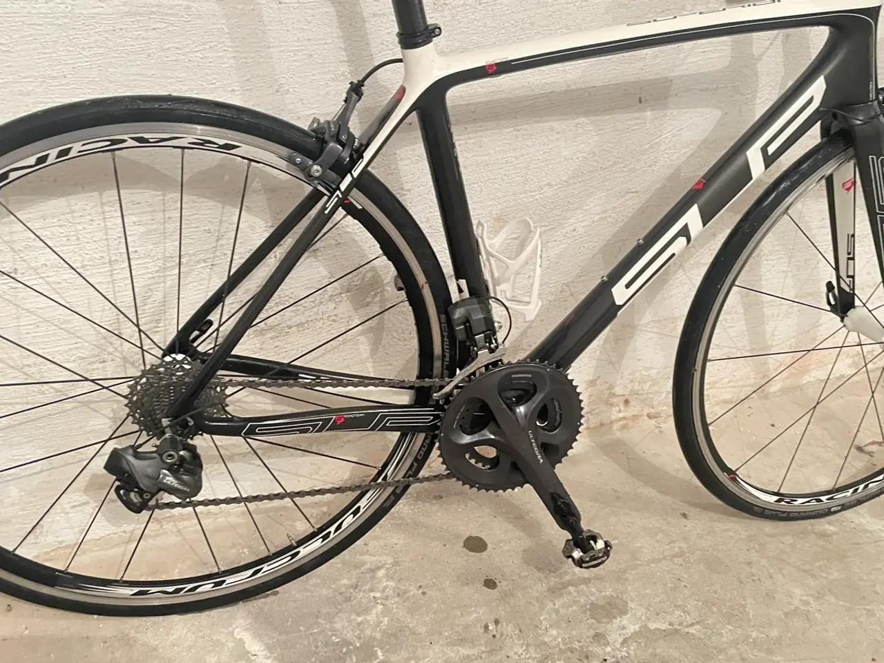 Billede 11 - Superior Roed Team Dİ2 ultegra full Carbon 7.5 kg