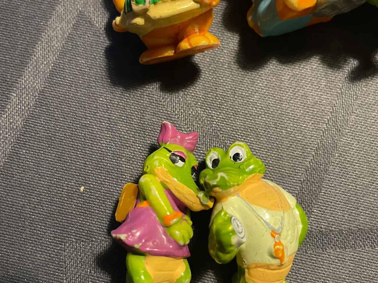Billede 5 - Kinderæg figurer. 