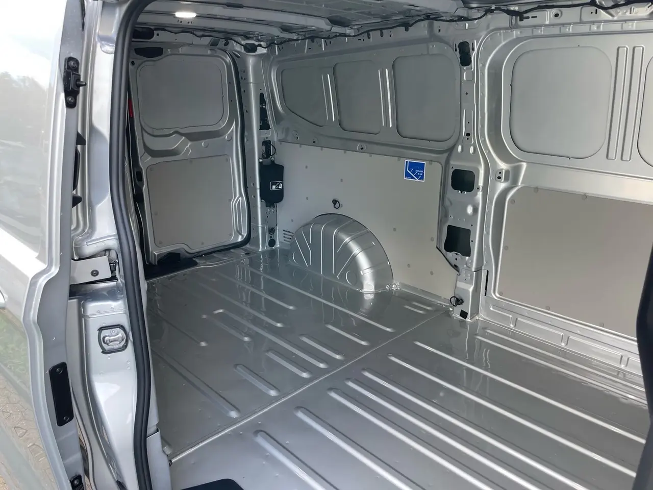 Billede 12 - Ford E-Transit Custom 340 L2 71 Limited