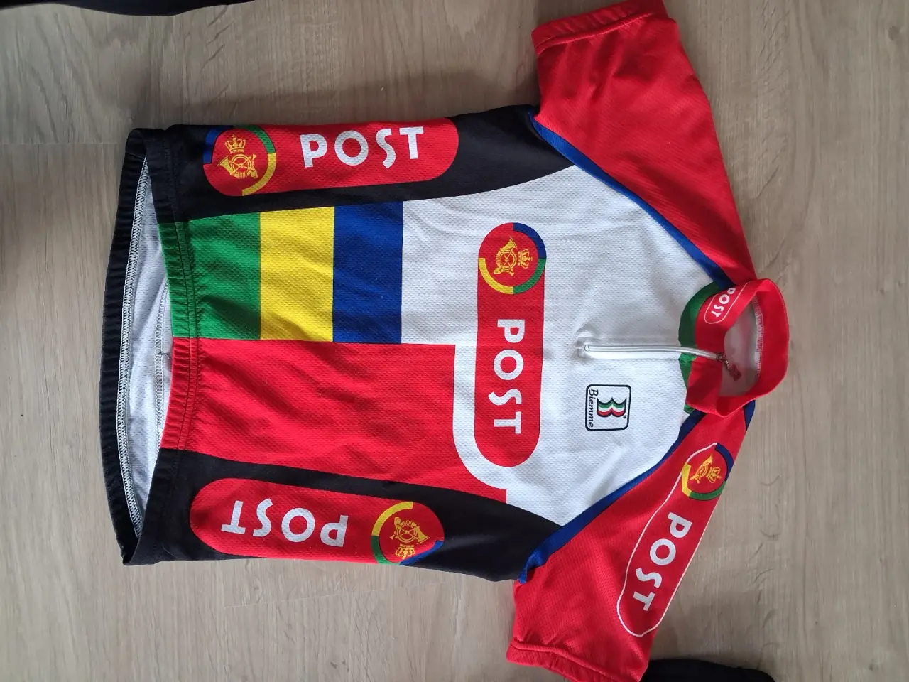 Billede 3 - Biemme Italiensk cykeltøj Post Danmark junior sæt