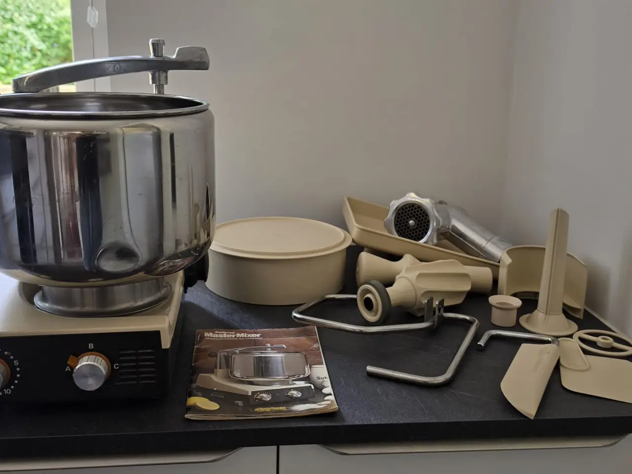 Billede 1 - Ballerup Master Mixer, beige